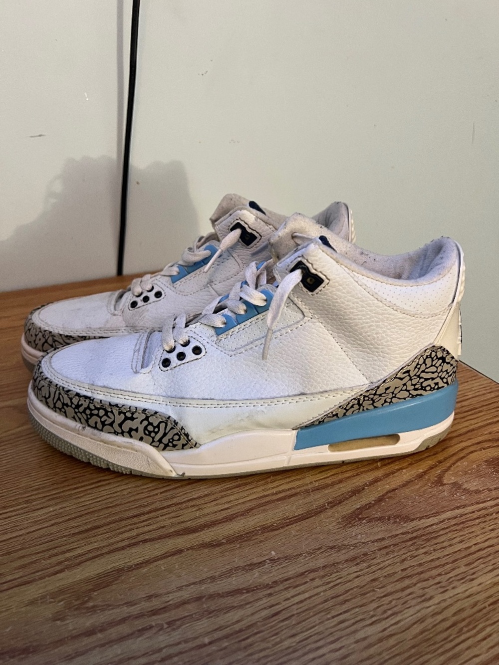 UNC Blue Jordan 3’s
